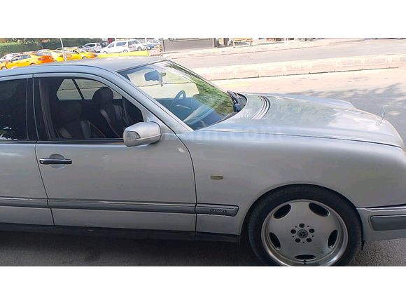 Sahibinden Mercedes - Benz E 200 Elegance 1996 Model