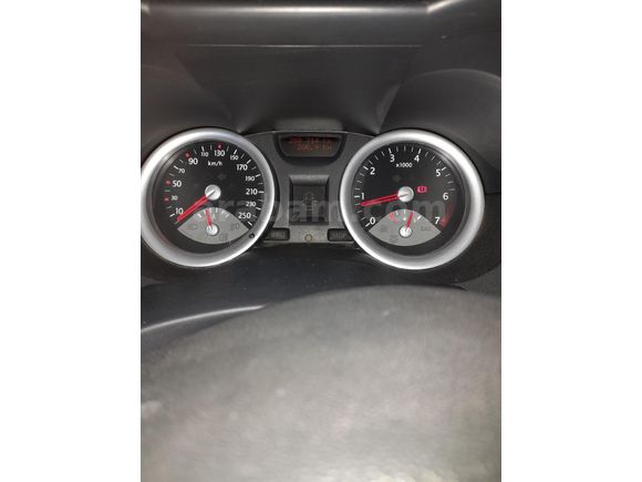 Sahibinden Renault Megane 1.6 Authentique 2005 Model  293.200 km Siyah