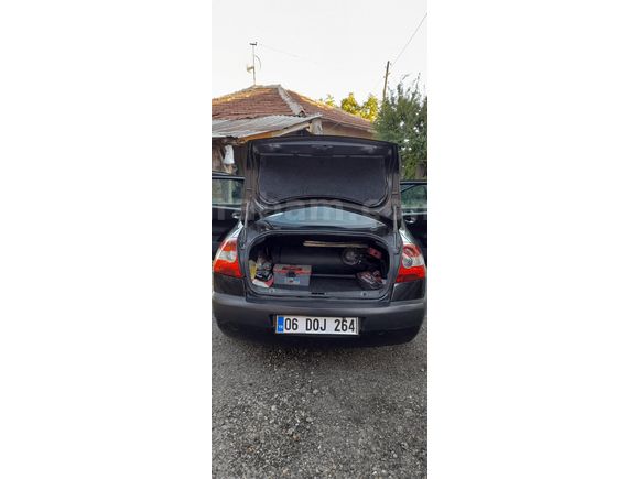 Sahibinden Renault Megane 1.6 Authentique 2005 Model  293.200 km Siyah