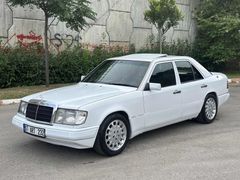 MEHMET ARAT'tan MERCEDES 200 E KLİMALI BUZ
