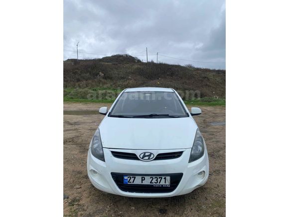 Sahibinden Hyundai i20 1.4 CRDi Team 2011 Model 
