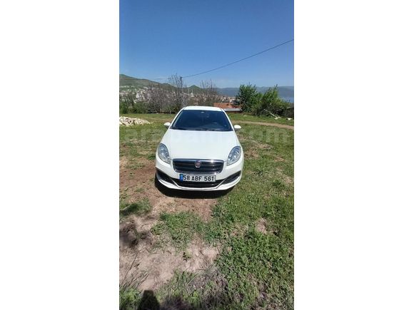 Sahibinden Fiat Linea 1.3 Multijet Pop 2017 Model  124.000 km Beyaz