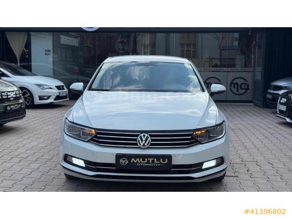 MUTLU OTOMOBİLDEN BAKIMLI PASSAT 1.6 TDİ CONFORT UZUN YOL KMLİ