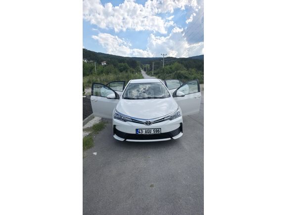 HATASIZ BOYASIZ 2016 TOYOTA COROLLA 1.33 LİFE MAKYAJLI KASA