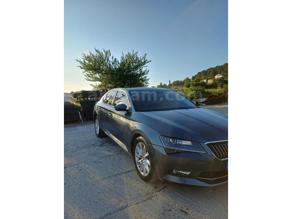 Sahibinden Skoda SuperB 1.6 TDI Style 2018 Model