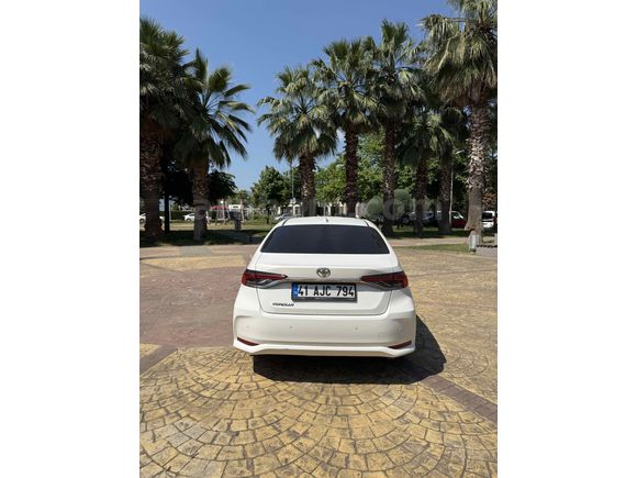 Sahibinden Toyota Corolla 1.5 Dream 2021 Model 