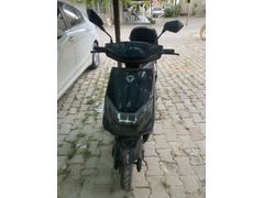 Acilll satılık elektrikli motosiklet pazarlık vardır