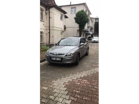 Sahibinden Hyundai i30 1.6 CRDi Mode 2011 Model 