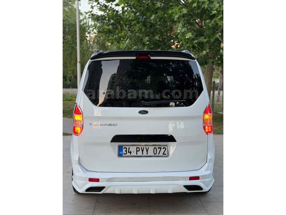Sahibinden Ford Tourneo Courier 1.6 TDCi Titanium Plus 2017 Model 