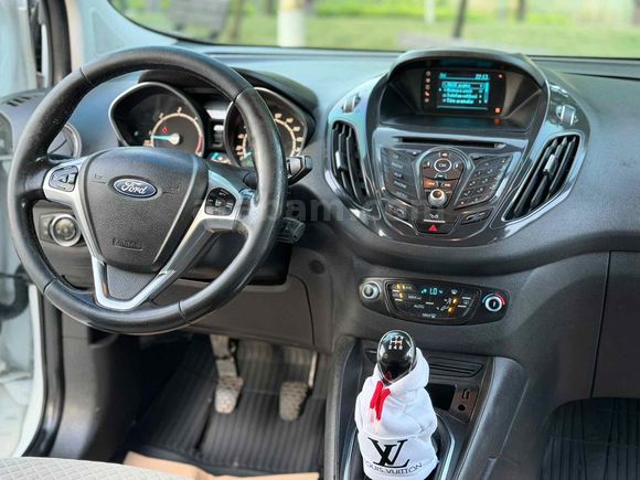 Sahibinden Ford Tourneo Courier 1.6 TDCi Titanium Plus 2017 Model 
