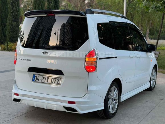 Sahibinden Ford Tourneo Courier 1.6 TDCi Titanium Plus 2017 Model 