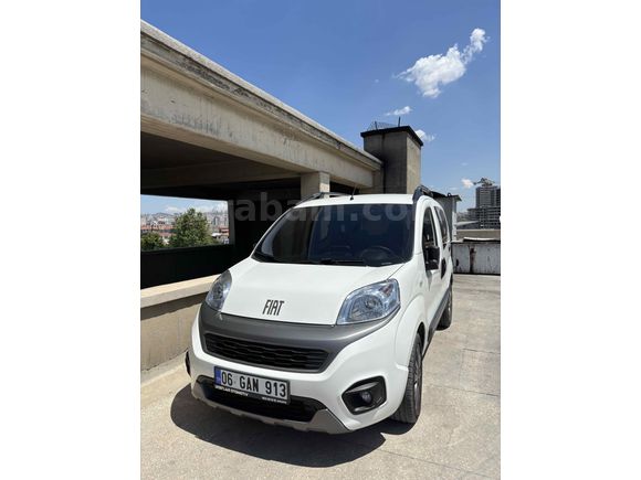 Sahibinden Fiat Fiorino Combi 1.3 Multijet Premio 2022 Model 