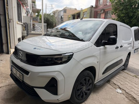 Sahibinden Opel Combo 1.5 CDTI Ultimate XL 2025 Model 