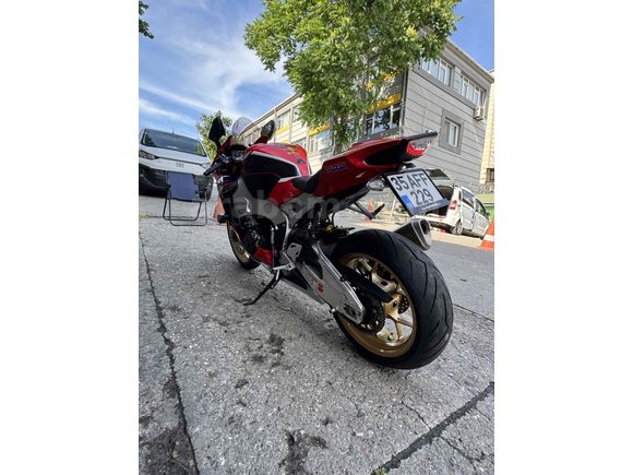Sahibinden Honda CBR 1000 RR SP 