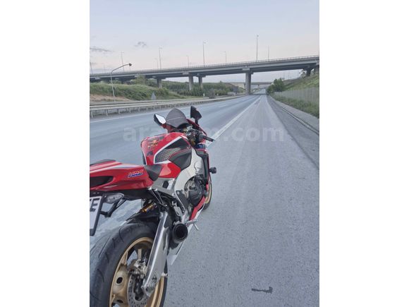 Sahibinden Honda CBR 1000 RR SP 