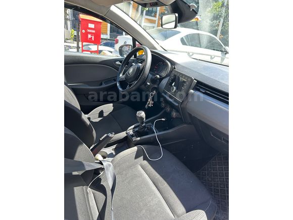 Düşük km değişensiz tramersiz  clio