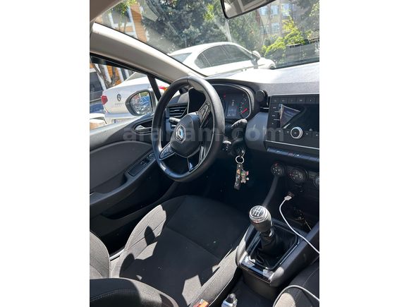 Düşük km değişensiz tramersiz  clio