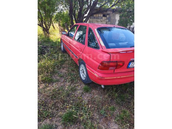 Sahibinden Ford Escort 1.6 CLX 1994 Model