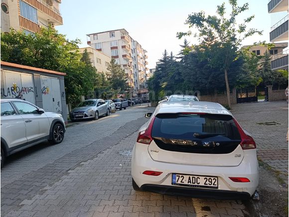 Sahibinden Volvo V40 1.6 D Premium 2013 Model
