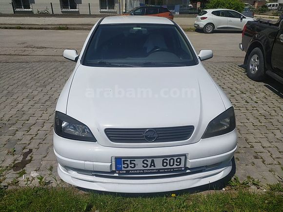 AKADEMİSYEN İLK SAHİBİNDEN DEĞİŞENSİZ 2000 MODEL OPEL ASTRA G