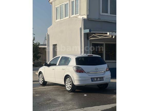 Memurdan Opel Astra 1.3 CDTI Essentia Konfor 2012 Model 