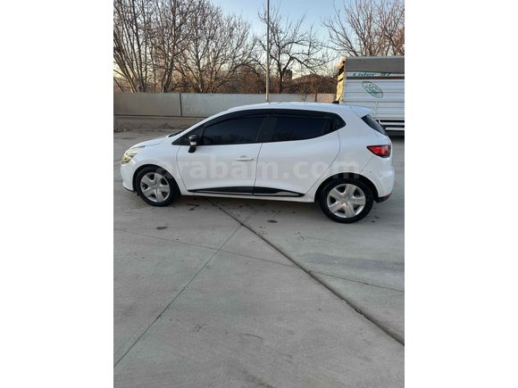 Sahibinden Renault Clio 1.2 Touch 2012 Model 