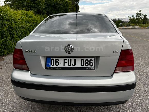 Volkswagen Bora 1.6 Bakımlı