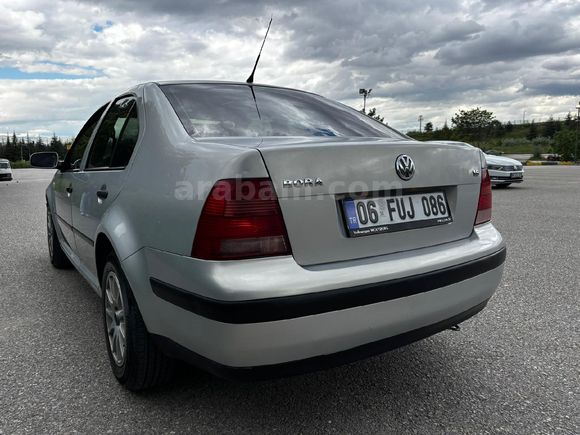 Volkswagen Bora 1.6 Bakımlı