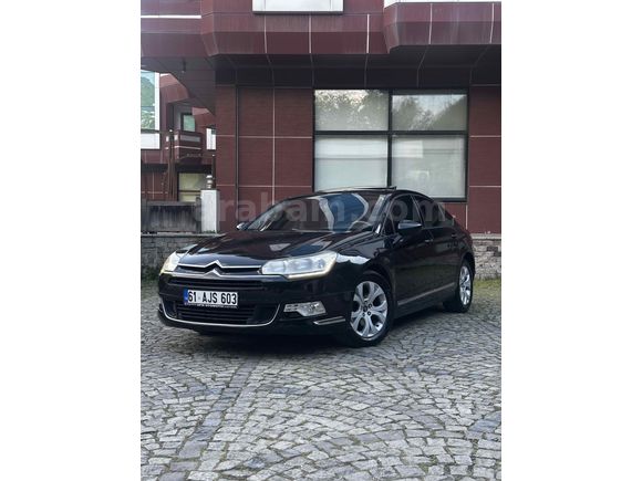 Sahibinden Citroen C5 1.6 e-HDi Executive 2012 Model  365.000 km Siyah