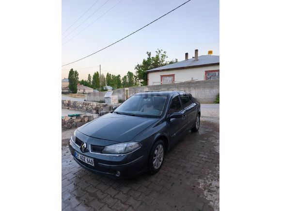 Sahibinden Renault Laguna 1.6 Expression 2006 Model