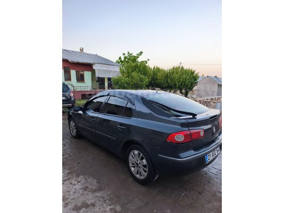 Sahibinden Renault Laguna 1.6 Expression 2006 Model