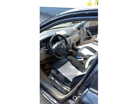 Sahibinden Renault Laguna 1.6 Expression 2006 Model