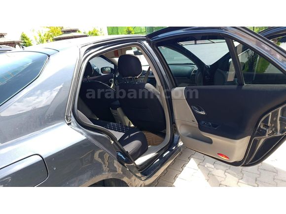 Sahibinden Renault Laguna 1.6 Expression 2006 Model