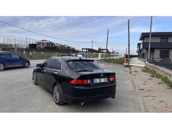 Sahibinden Honda Accord 2.4 Executive 2003 Model  341.000 km Siyah