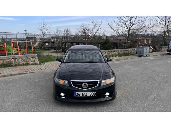 Sahibinden Honda Accord 2.4 Executive 2003 Model  341.000 km Siyah