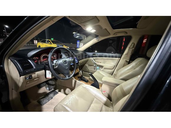 Sahibinden Honda Accord 2.4 Executive 2003 Model  341.000 km Siyah