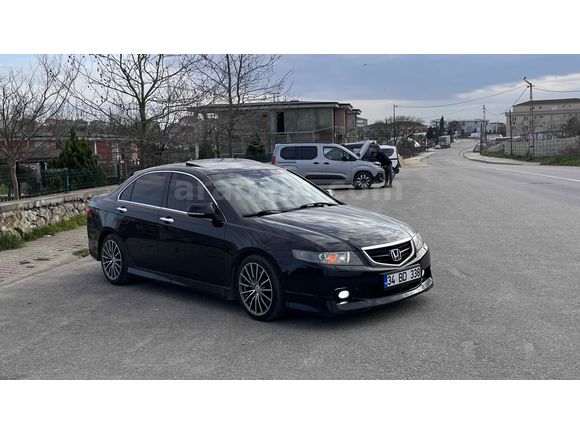 Sahibinden Honda Accord 2.4 Executive 2003 Model  341.000 km Siyah