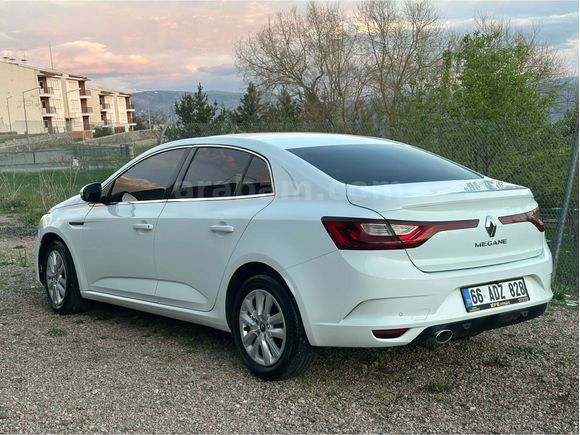 Sahibinden Renault Megane 1.5 Blue DCI Joy 2020 Model 