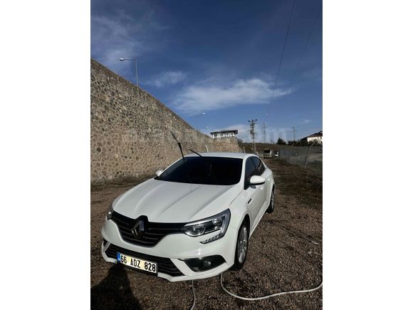 Sahibinden Renault Megane 1.5 Blue DCI Joy 2020 Model 