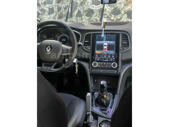 Sahibinden Renault Megane 1.5 Blue DCI Joy 2020 Model 
