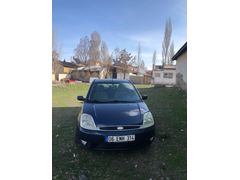 Sahibinden Ford Fiesta 1.4 Ghia 2004 Model
