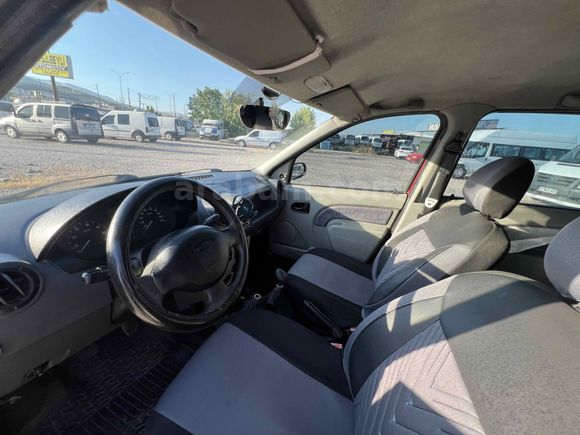 Galeriden Dacia Logan 1.4 Laureate 2006 Model Gaziantep