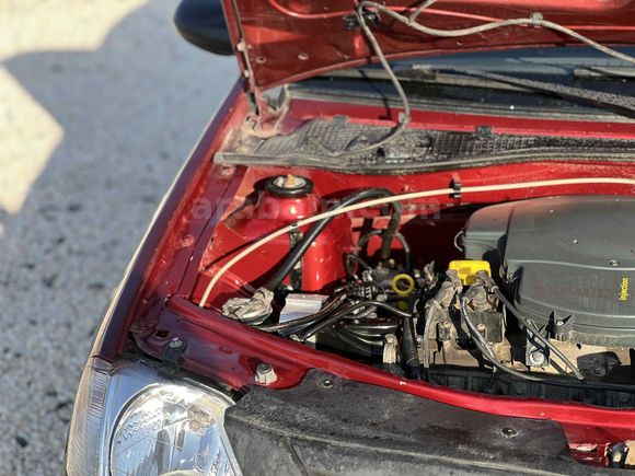 Galeriden Dacia Logan 1.4 Laureate 2006 Model Gaziantep