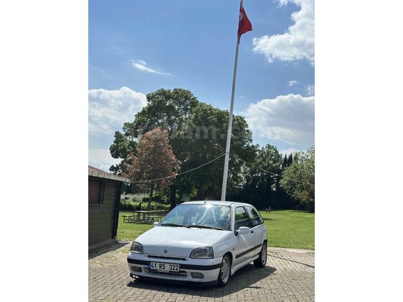Sahibinden Renault Clio 1.8 RSi 1998 Model 