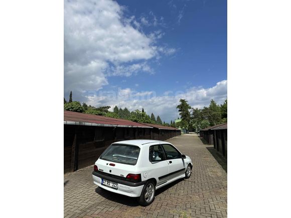 Sahibinden Renault Clio 1.8 RSi 1998 Model 