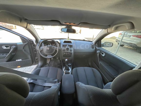 Sahibinden Renault Megane 1.6 Dynamique 2004 Model 