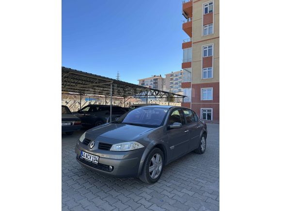Sahibinden Renault Megane 1.6 Dynamique 2004 Model 