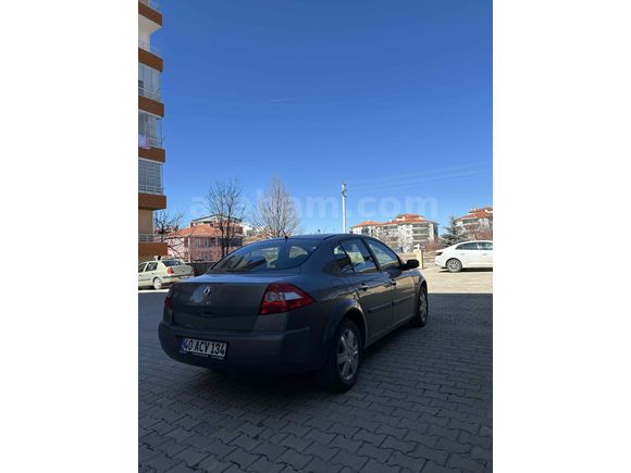 Sahibinden Renault Megane 1.6 Dynamique 2004 Model 