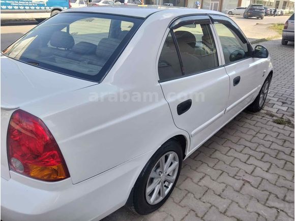 Sahibinden Hyundai Accent 1.5 CRDi Admire 2005 Model 