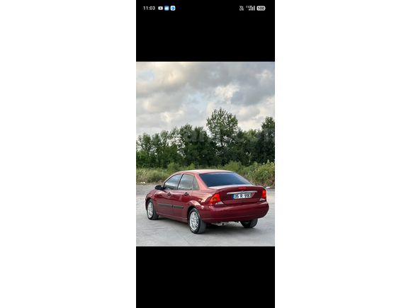 Sahibinden Ford Focus 1.6 Ghia 2002 Model 